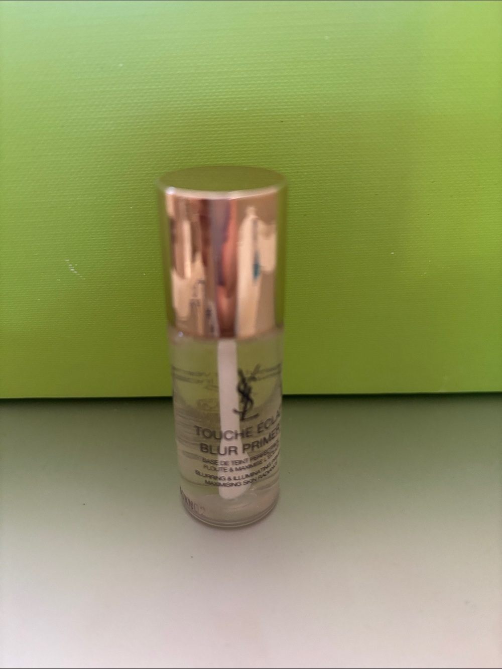 Yves Saint Laurent Blur Primer in Champagne Gold